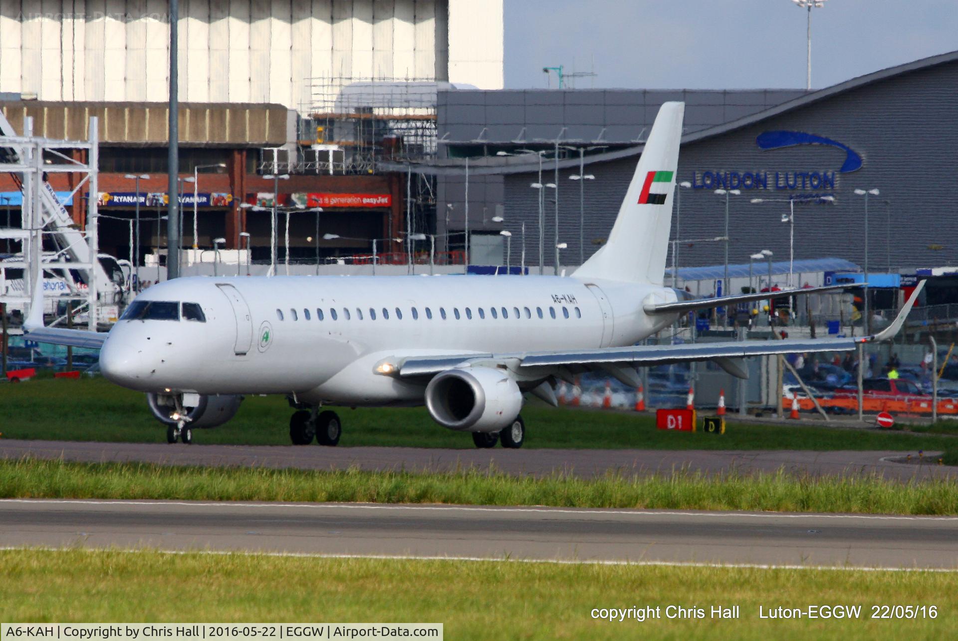 A6-KAH, 2010 Embraer ERJ-190-100ECJ Lineage 1000 C/N 19000236, Royal Jet