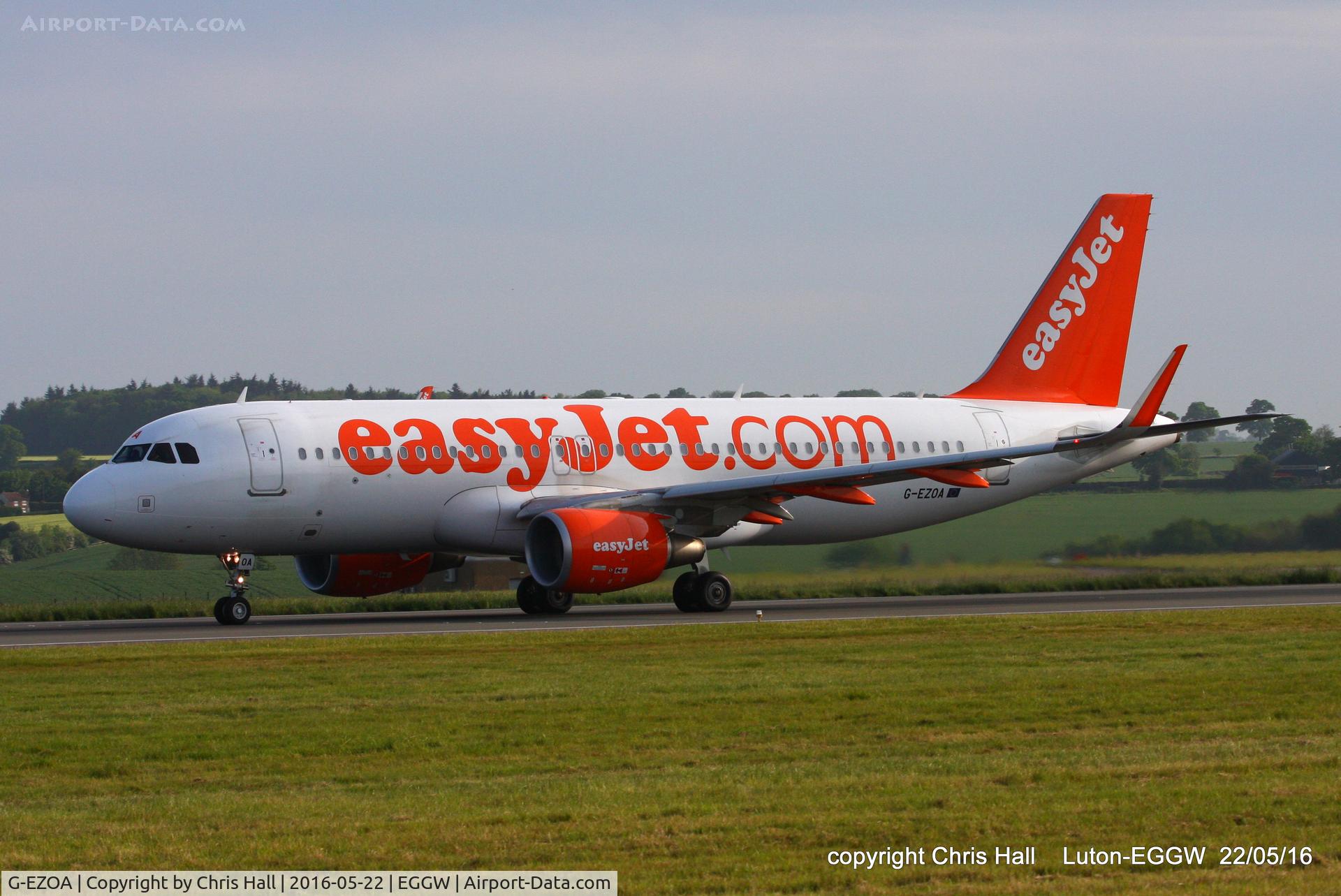 G-EZOA, 2014 Airbus A320-214 C/N 6412, easyJet