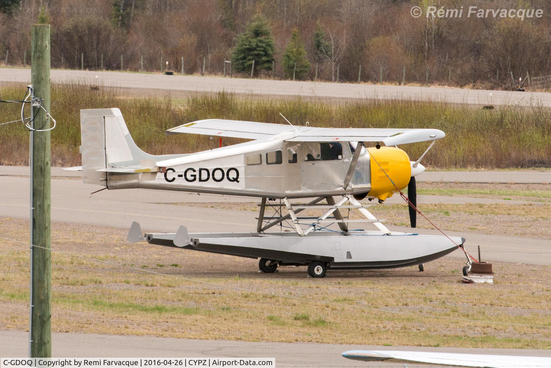 C-GDOQ, 2008 Murphy SR3500 Moose C/N 150, Parked