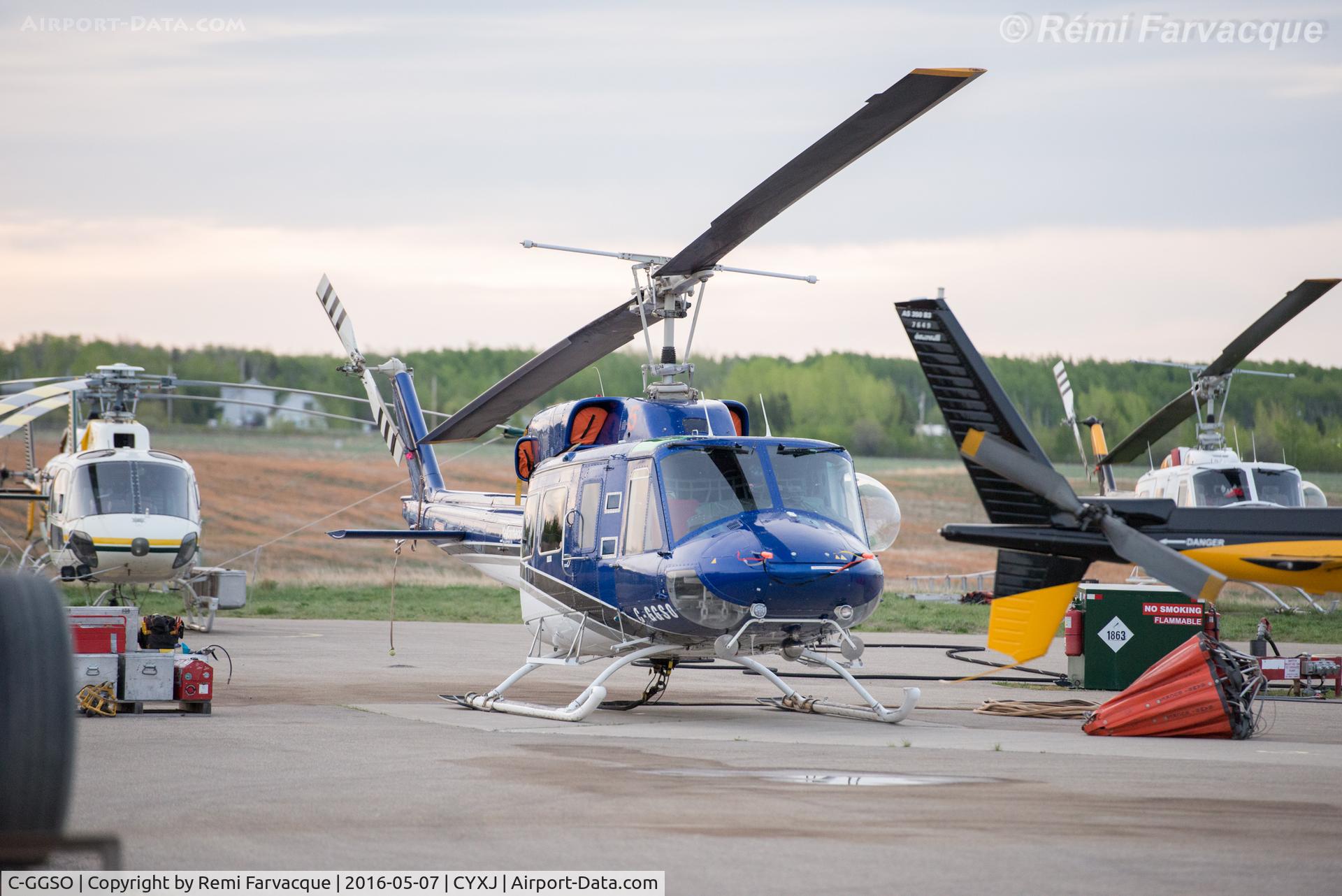 C-GGSO, 1975 Bell 212 C/N 30696, Parked while fighting forest fires in the region.