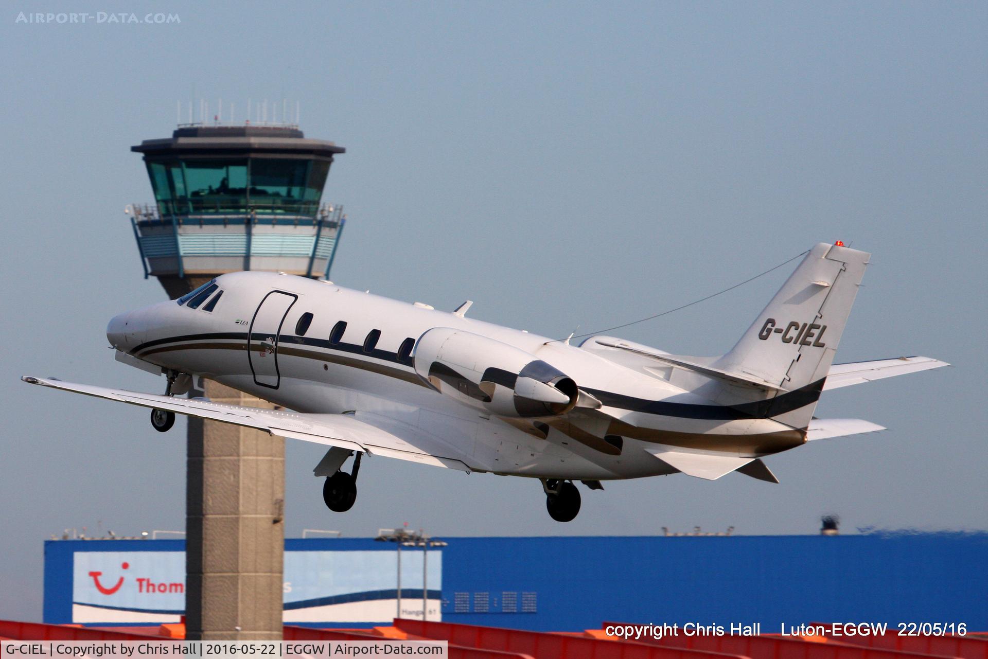 G-CIEL, 2002 Cessna 560XL Citation Excel C/N 560-5247, London Executive Aviation
