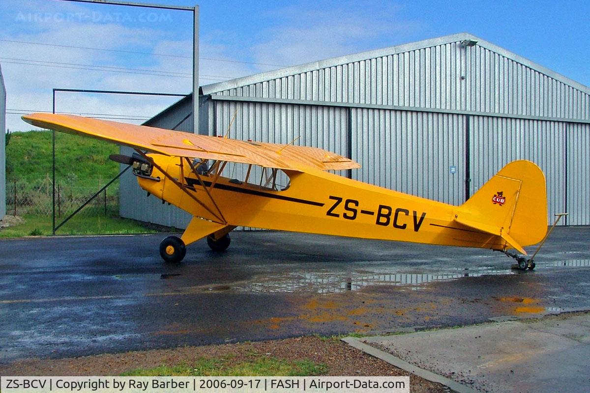 ZS-BCV, 1946 Piper J-3C Cub C/N 17882, Piper J-3C-65 Cub [17882] Stellenbosch~ZS 17/09/2006