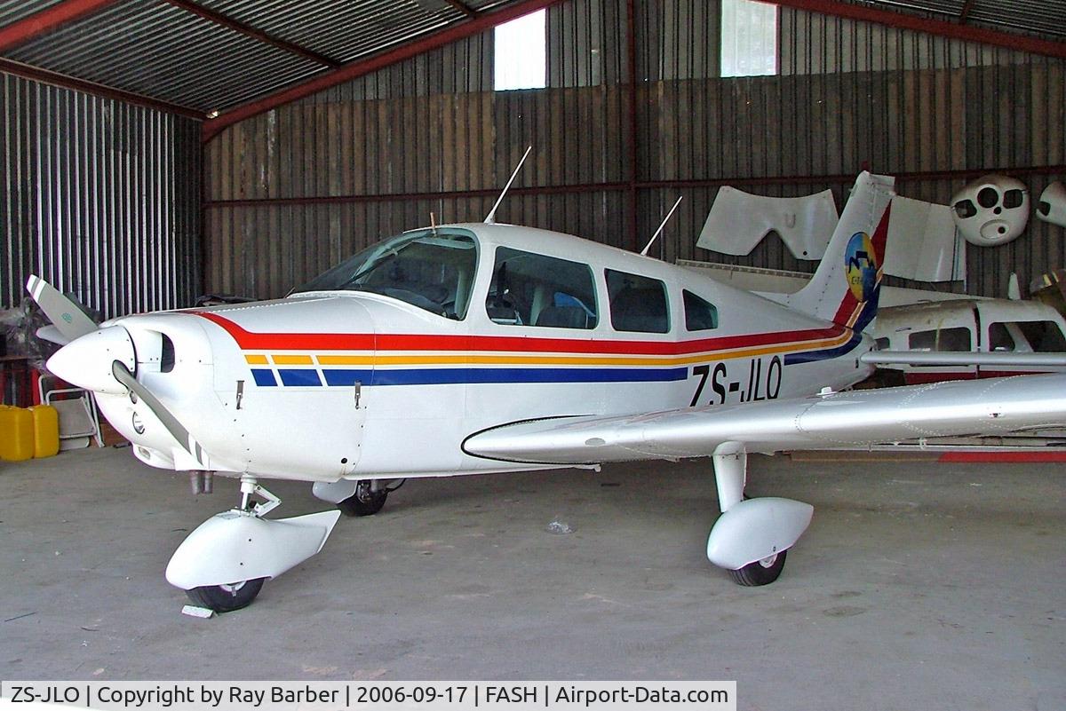 ZS-JLO, Piper PA-28-151 Cherokee Warrior C/N 28-7515179, Piper PA-28-151 Cherokee Warrior [28-7515179] Stellenbosch~ZS 17/09/2006
