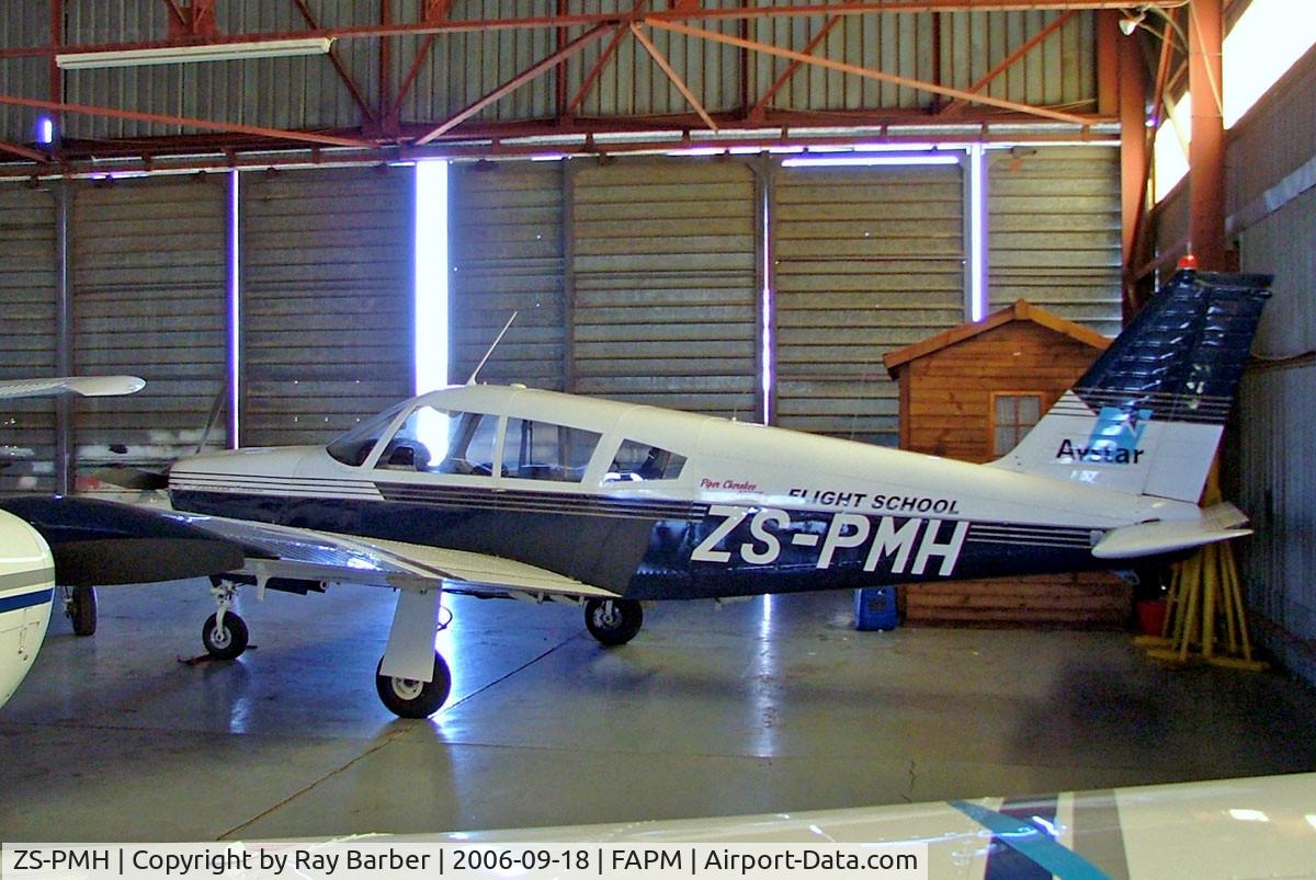 ZS-PMH, 1968 Piper PA-28R-180 Cherokee Arrow C/N 28R-30442, Piper PA-28R-180 Cherokee Arrow [28R-30442] Pietermaritzburg~ZS 18/09/2006