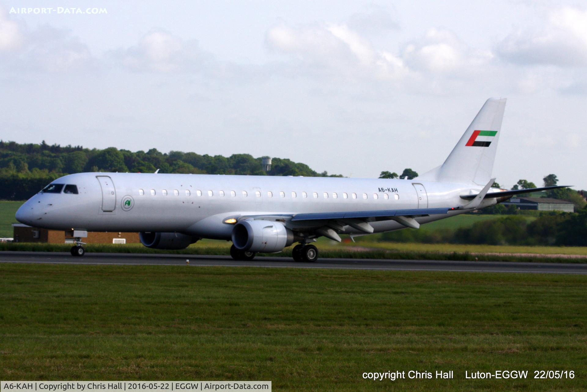 A6-KAH, 2010 Embraer ERJ-190-100ECJ Lineage 1000 C/N 19000236, Royal Jet