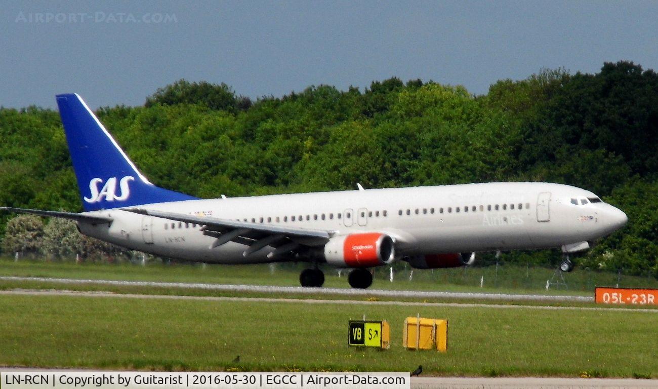 LN-RCN, 2000 Boeing 737-883 C/N 28318, At Manchester