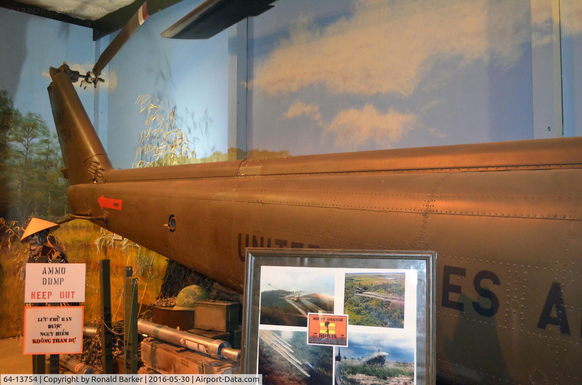 64-13754, 1964 Bell UH-1D Iroquois C/N 4461, Vietnam War Foundation and Museum, Ruckersville, VA