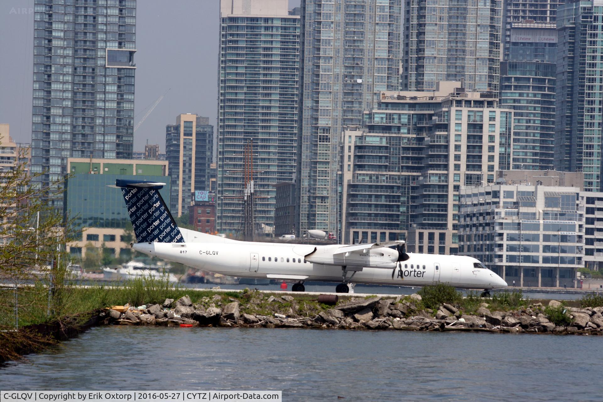 C-GLQV, 2009 De Havilland Canada DHC-8-402Q Dash 8 C/N 4279, C-GLQV in YTZ