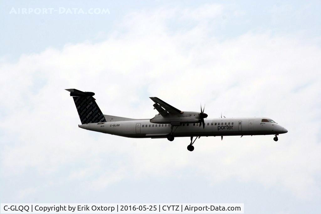 C-GLQQ, 2009 De Havilland Canada DHC-8-402Q Dash 8 C/N 4272, C-GLQQ in YTZ