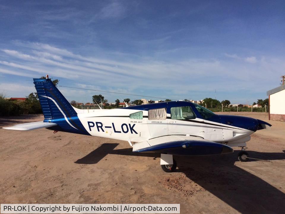 PR-LOK, 1977 Piper PA-28R-201T Turbo Cherokee Arrow III C/N 28R-7703073, 1977 Piper PA-28R-201T Turbo Arrow III