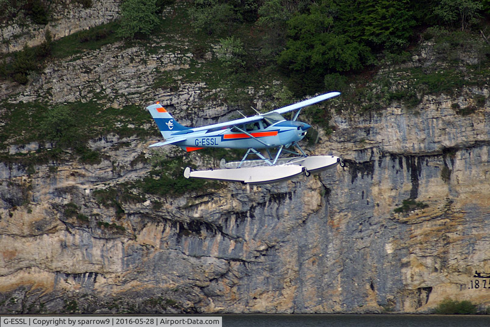 G-ESSL, 1981 Cessna 182R Skylane C/N 182-67947, After take-off from the Lac de Joux (3294 ft amsl) in the Swiss Jura-mountains.