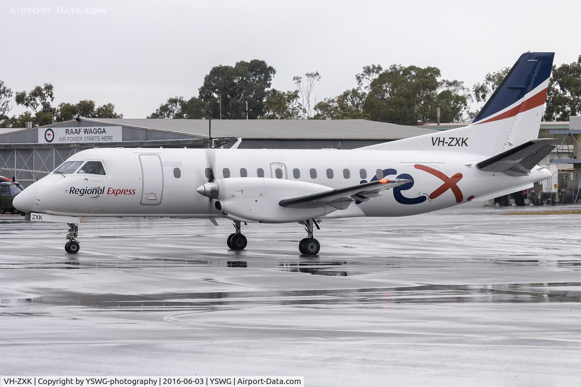 VH-ZXK, 1997 Saab 340B+ C/N 340B-420, Regional Express Airlines (VH-ZXK) Saab 340B taxiing at Wagga Wagga Airport.