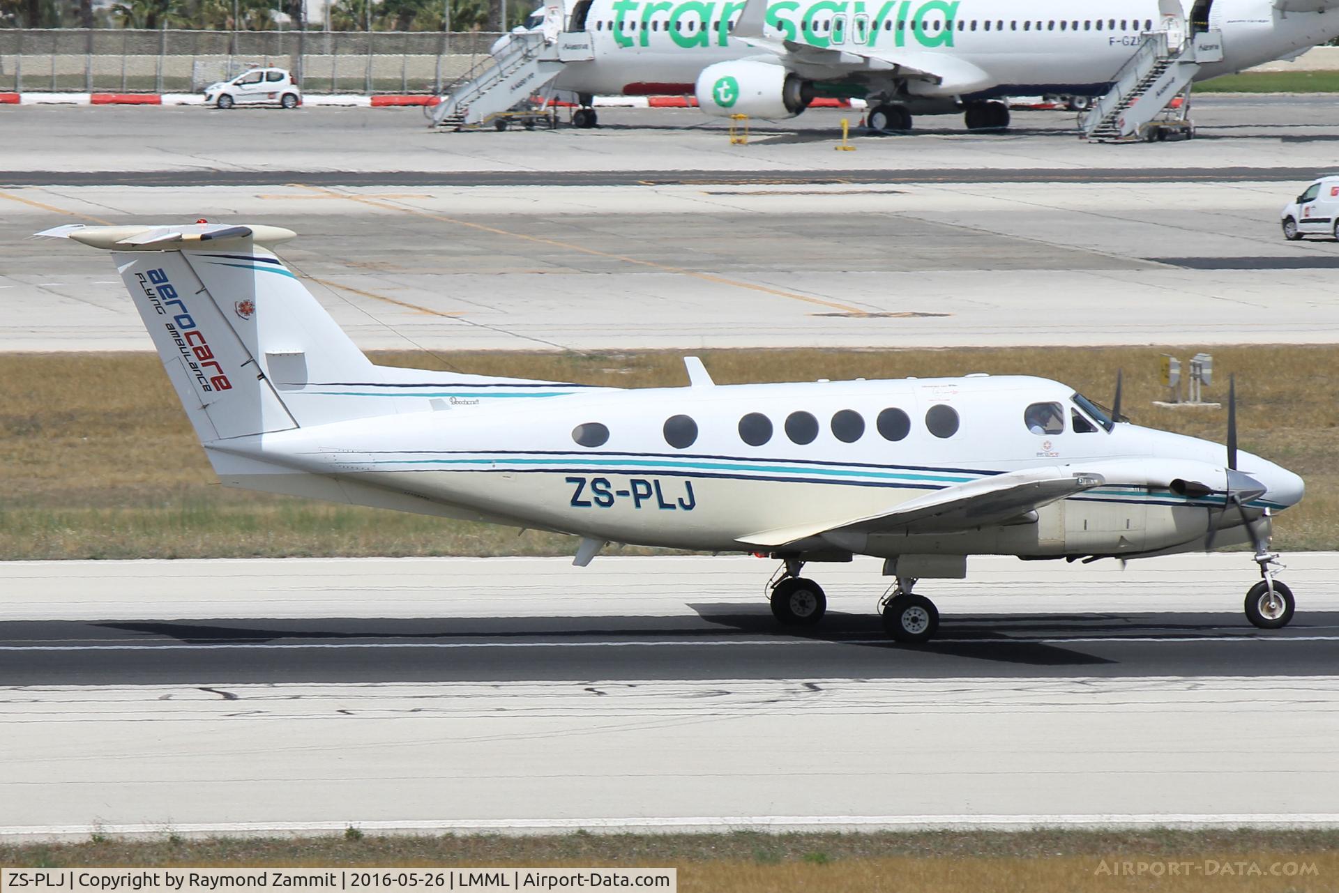 ZS-PLJ, 1991 Beech B200 Super King Air King Air C/N BB-1401, Beech B200 Super Kingair ZS-PLJ Aero Care Air Ambulance