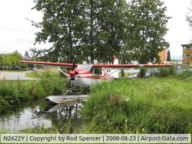 N2622Y, 1962 Cessna 180E C/N 18051122, 2622Y Lake hood Anchorage Ak.  Aug 2008