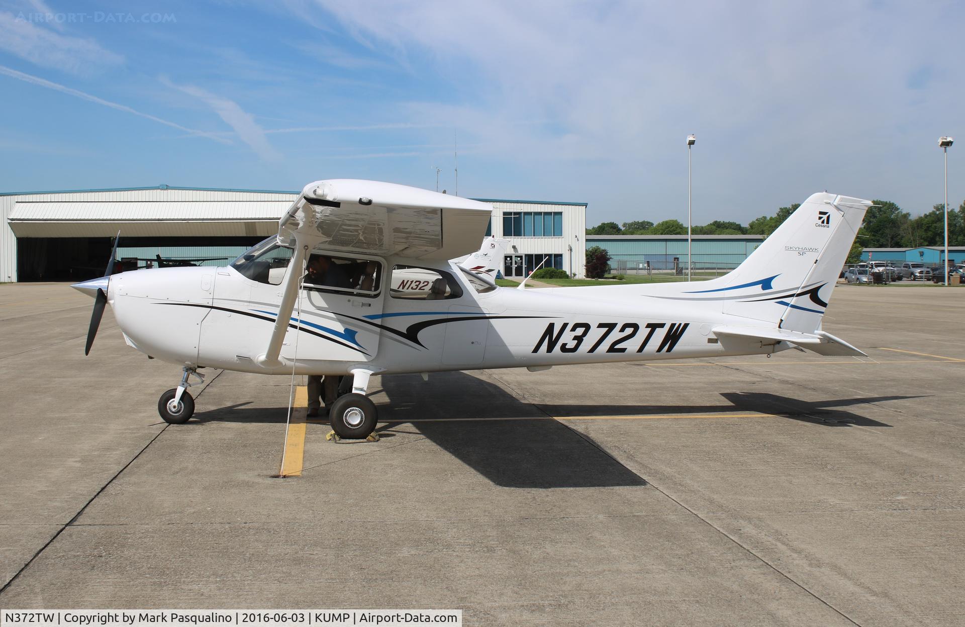 N372TW, 2015 Cessna 172S C/N 172S11632, Cessna 172S