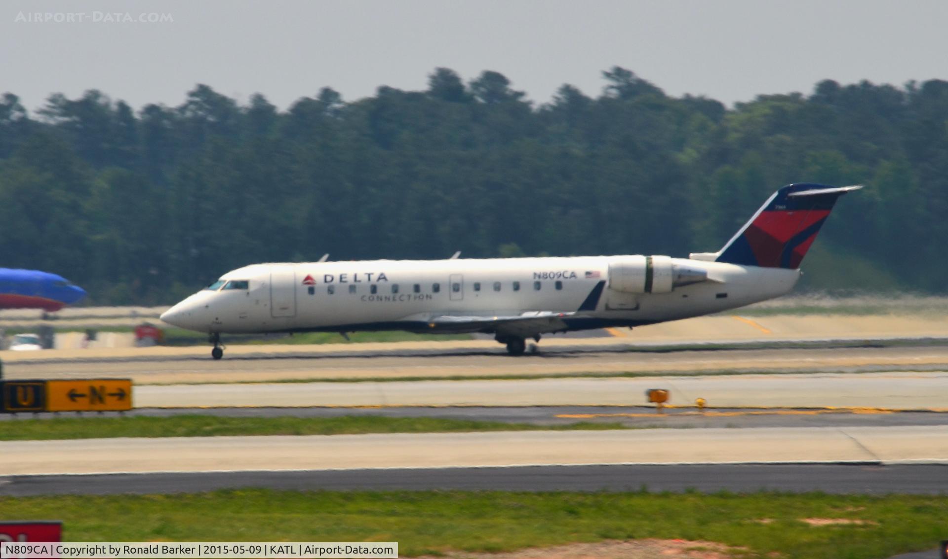 N809CA, 2000 Bombardier CRJ-100ER (CL-600-2B19) C/N 7366, Landing Atlanta