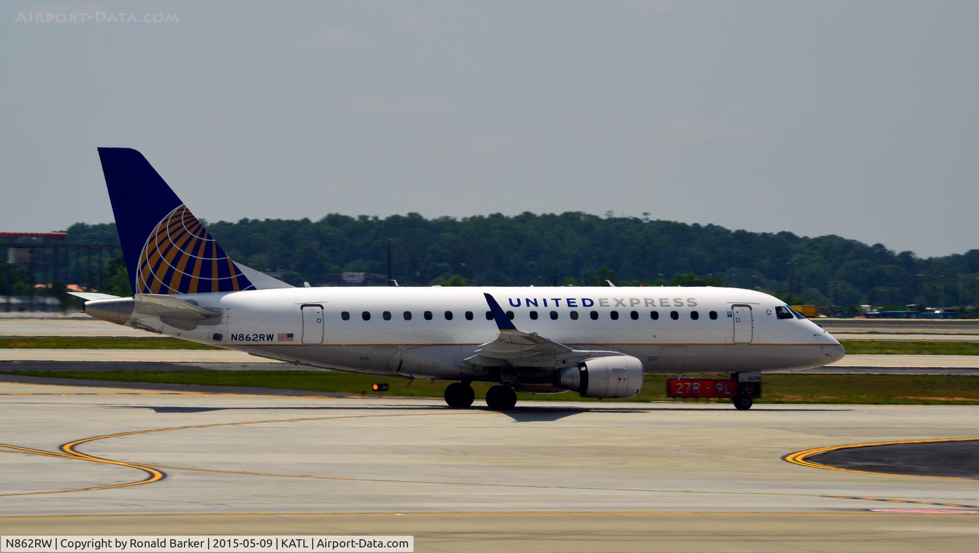 N862RW, 2005 Embraer 170SE (ERJ-170-100SE) C/N 17000098, Taxi Atlanta