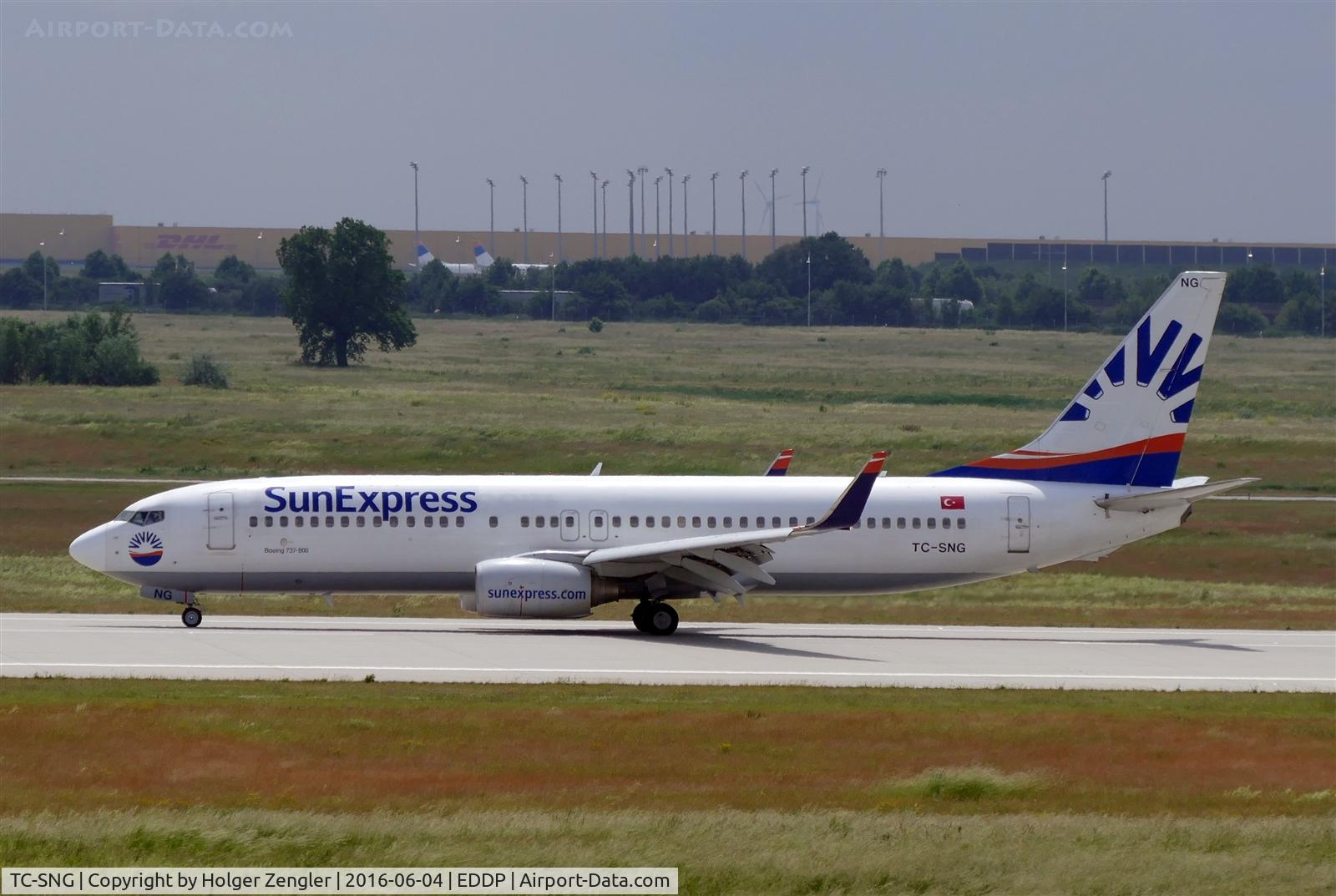 TC-SNG, 2008 Boeing 737-8HC C/N 36530, Shuttle from AYT on taxi to stand 128....