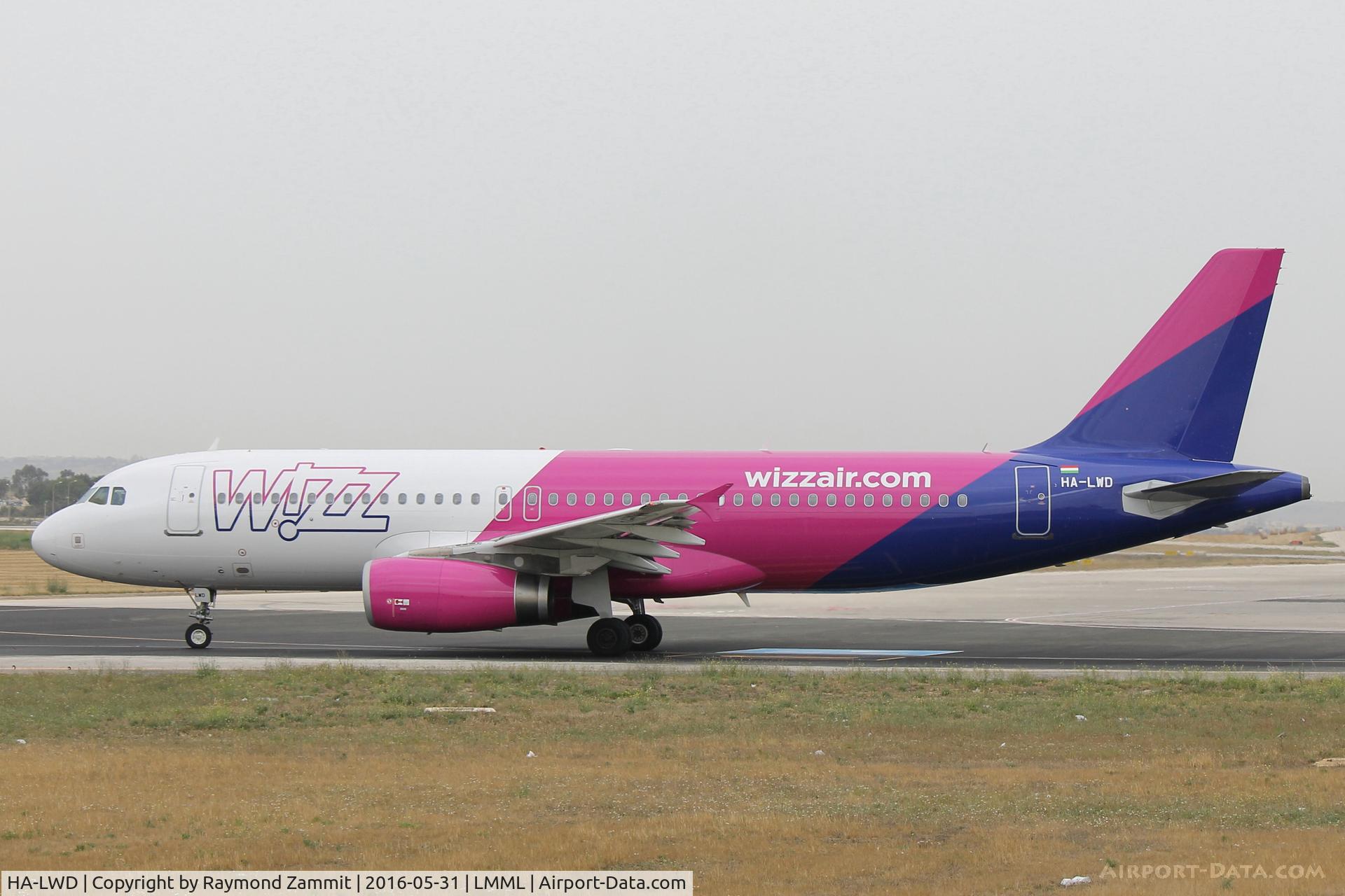 HA-LWD, 2010 Airbus A320-232 C/N 4351, A320 HA-LWD Wizzair
