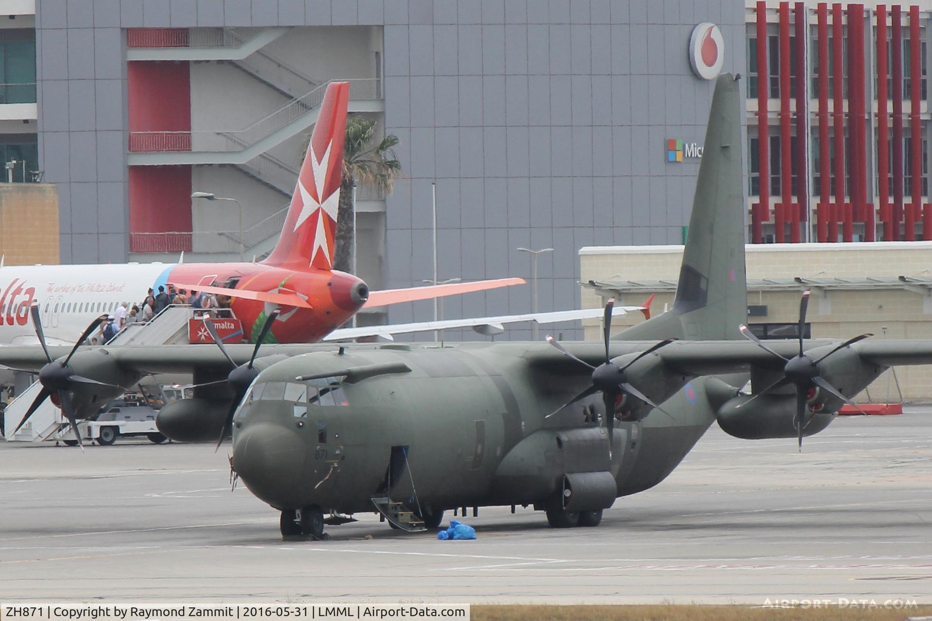 ZH871, 1997 Lockheed Martin C-130J-30 Hercules C.4 C/N 382-5446, Lockheed Martin C-130J Hercules C.4 ZH871 Royal air Force