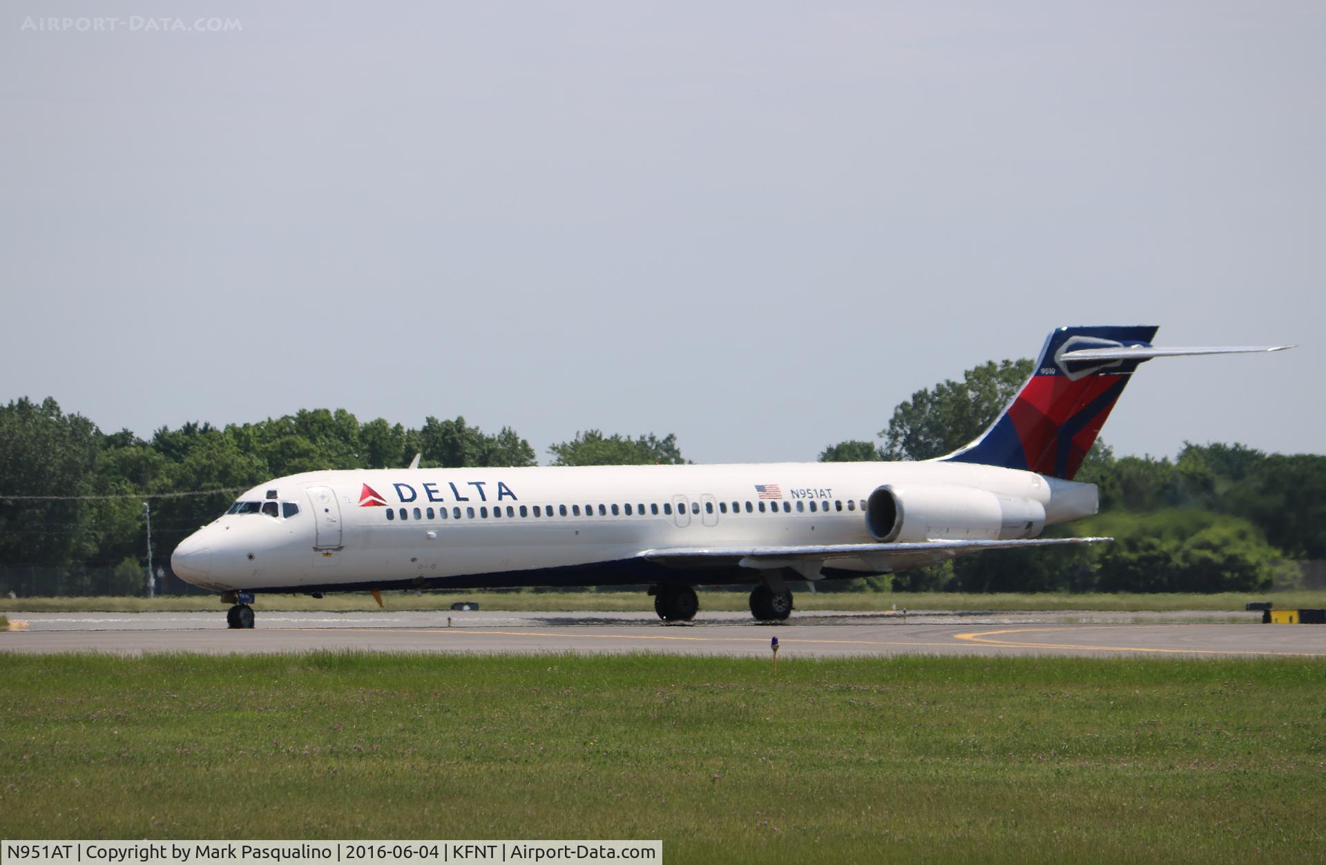 N951AT, 2000 Boeing 717-200 C/N 55013, Boeing 717-200