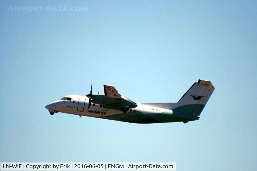 LN-WIE, 1994 De Havilland Canada DHC-8-103 Dash 8 C/N 371, LN-WIE taking off OSL