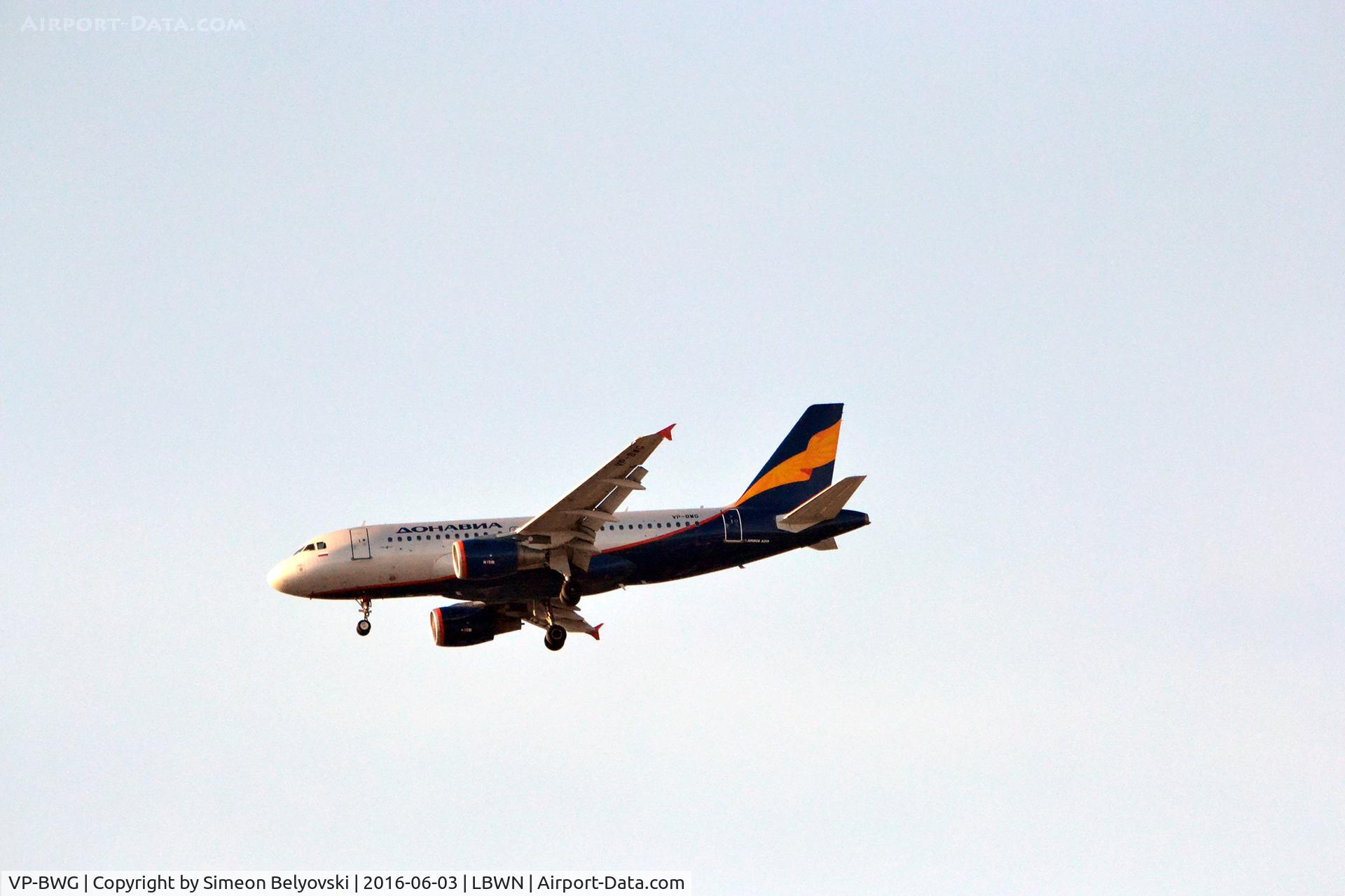 VP-BWG, 2003 Airbus A319-111 C/N 2093, Landing at Varna Airport