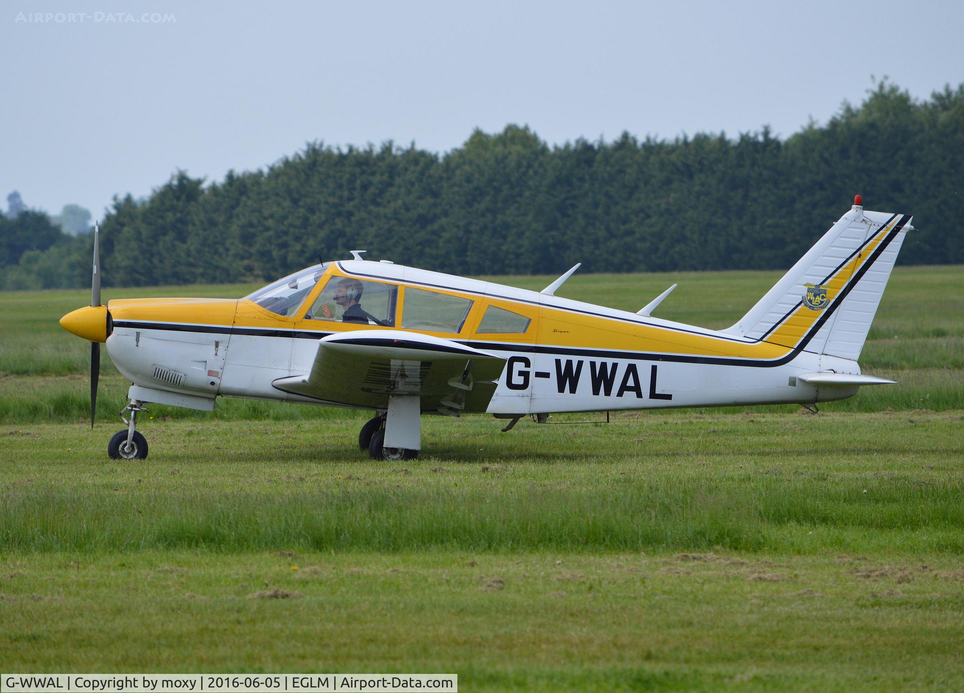 G-WWAL, 1968 Piper PA-28R-180 Cherokee Arrow C/N 28R-30461, Piper Cherokee Arrow at White Waltham.