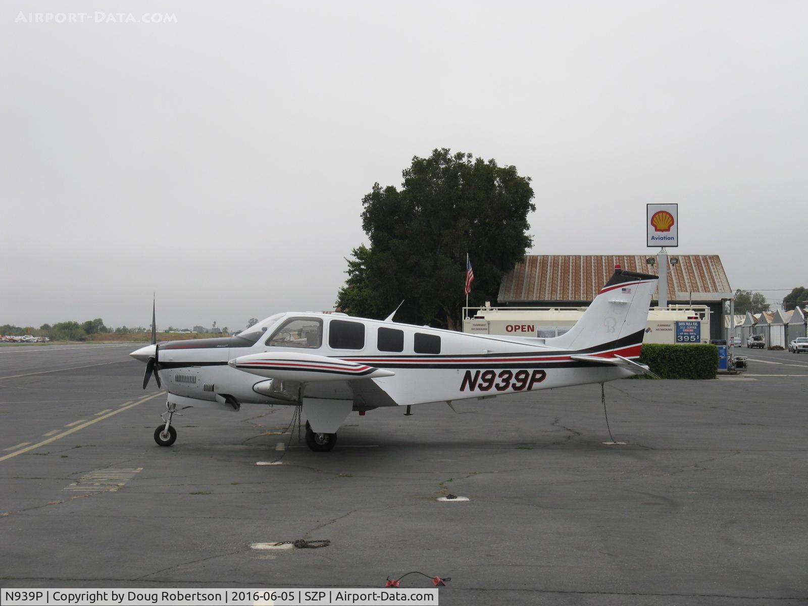 N939P, 2008 Hawker Beechcraft Corp G36 Bonanza C/N E-3847, 2008 Hawker Beech G36 BONANZA, in 2008 Raytheon separated its Beechcraft aircraft from its purchased Hawker jets adding the Beech 400A jet to the Raytheon Hawker line