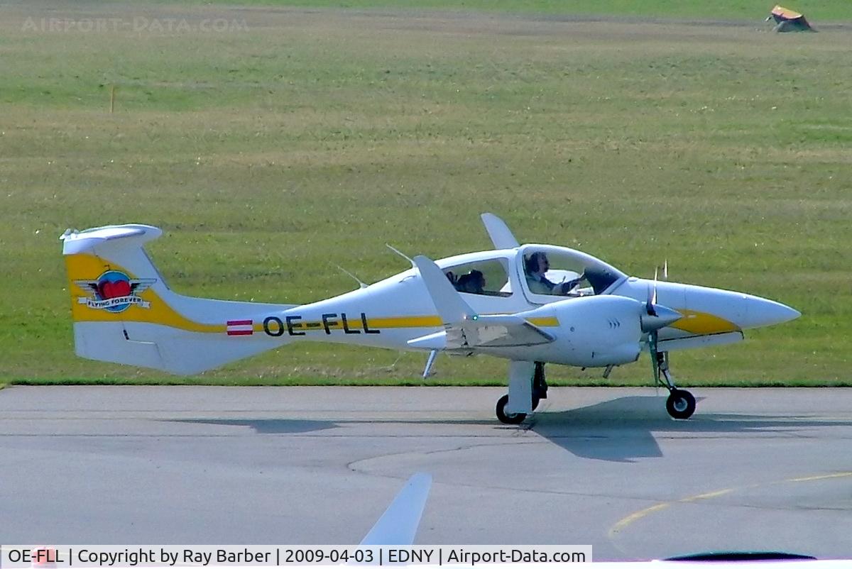 OE-FLL, Diamond DA-42 Twin Star C/N 42.142, Diamond DA.42 Twin Star [42.142] Friedrichshafen~D 03/04/2009