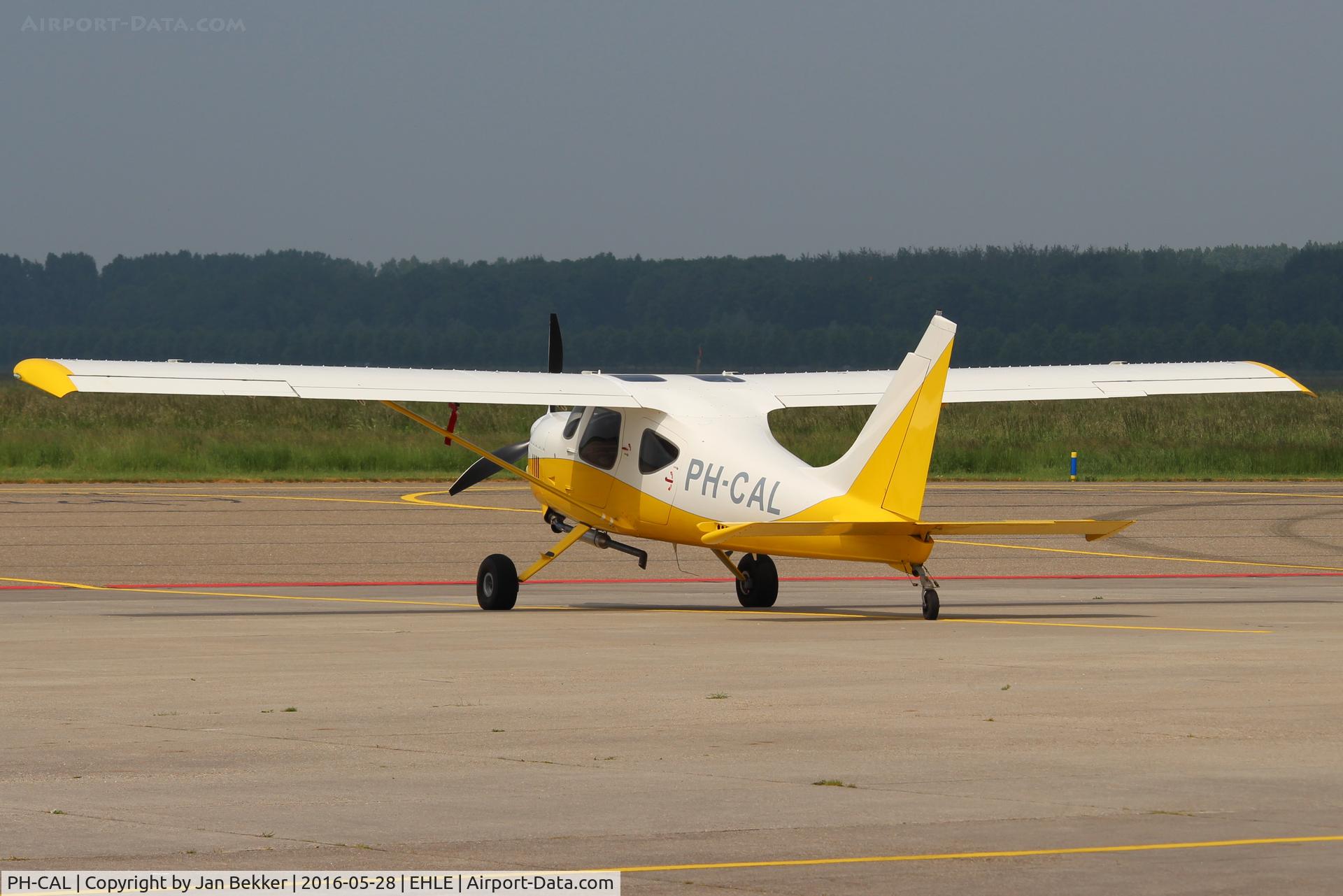 PH-CAL, Glasair Sportsman 2+2 C/N 0099, Lelystad Airport