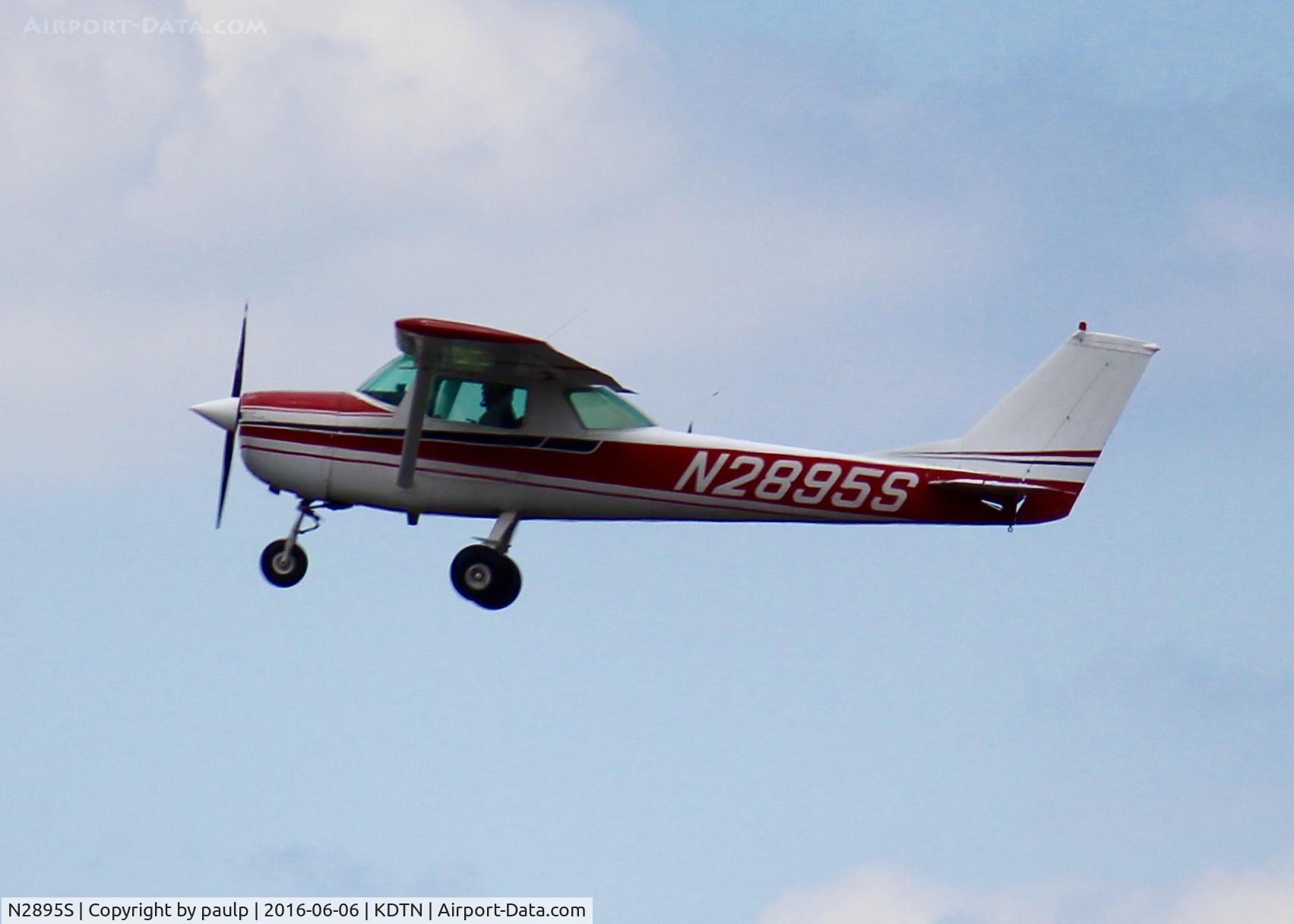 N2895S, 1967 Cessna 150G C/N 15066795, At Downtown Shreveport.