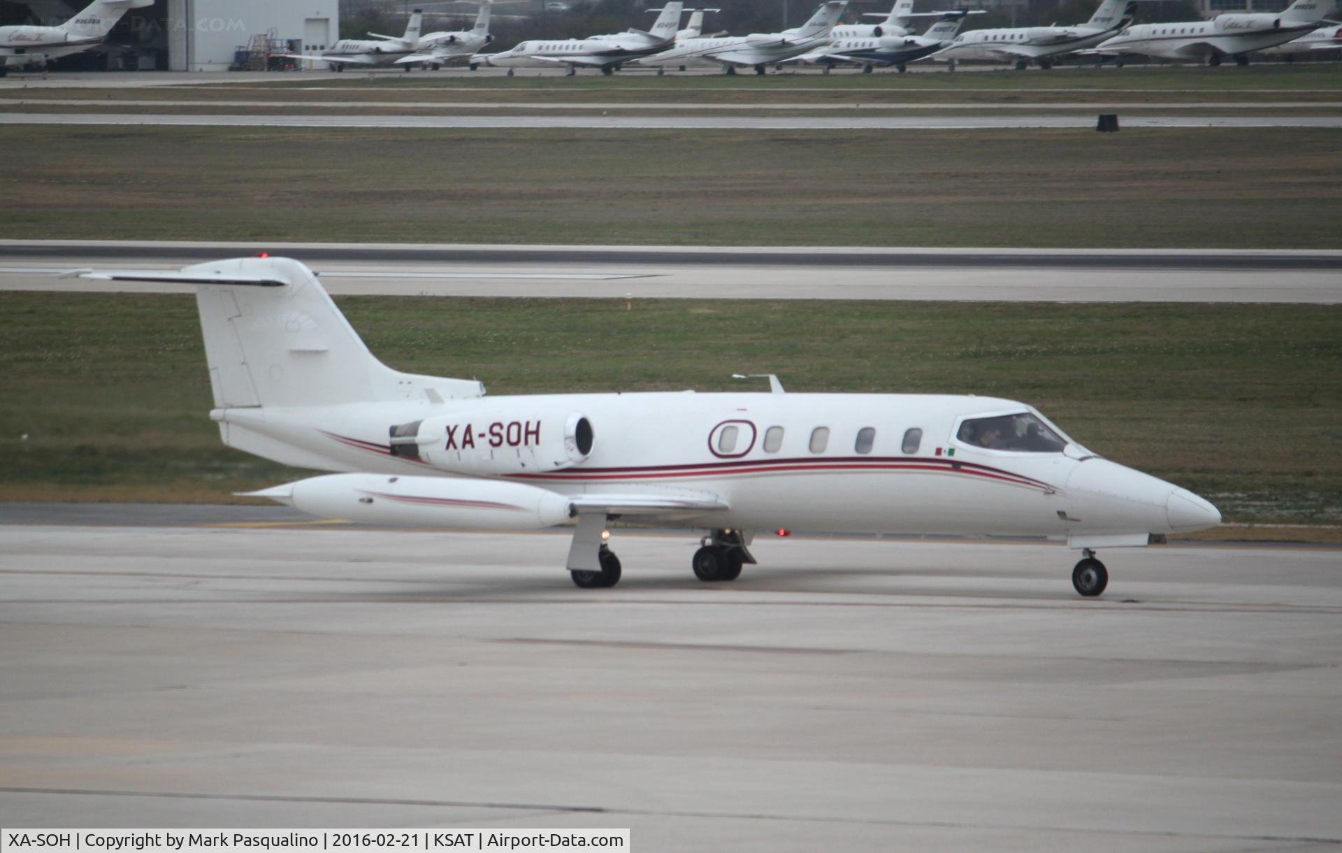 XA-SOH, 1984 Gates Learjet 25D C/N 366, Gates Learjet 25D