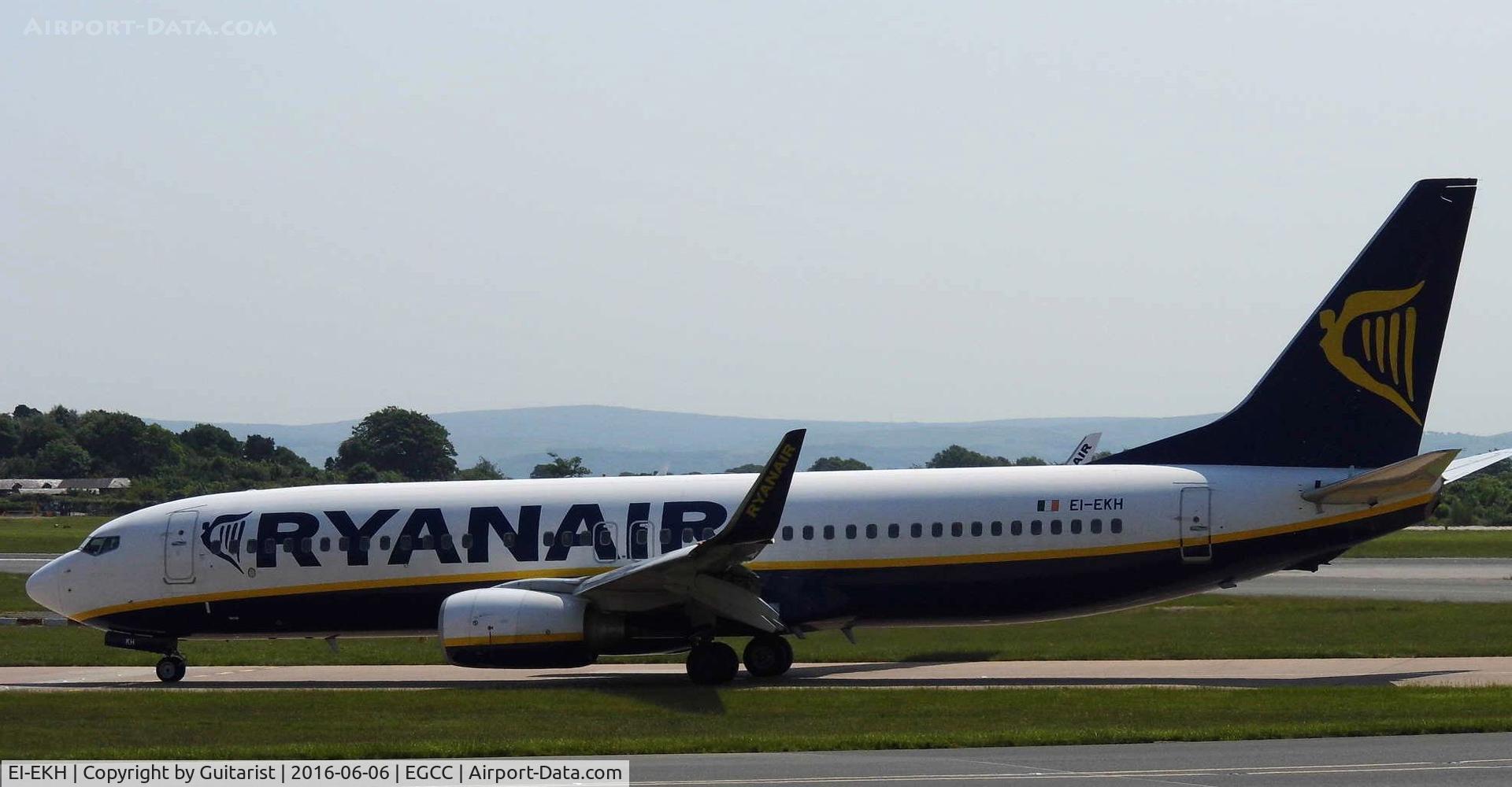 EI-EKH, 2010 Boeing 737-8AS C/N 38493, At Manchester
