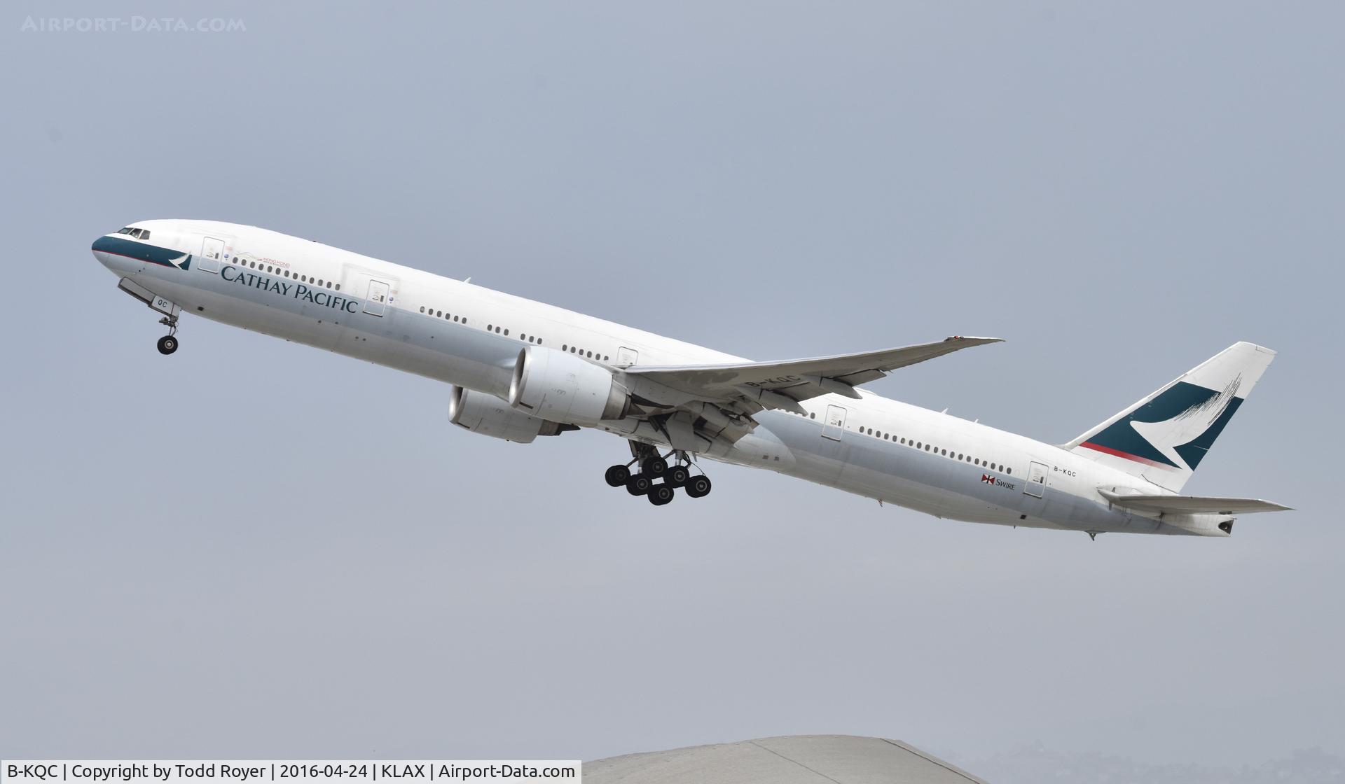 B-KQC, 2012 Boeing 777-367/ER C/N 39236, Departing LAX on 25R