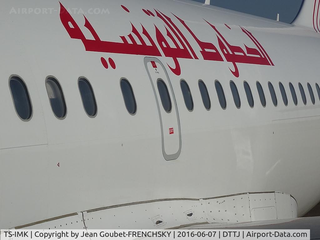 TS-IMK, 1998 Airbus A319-114 C/N 880, TU634