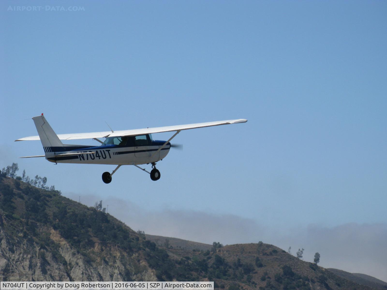 N704UT, 1976 Cessna 150M C/N 15078891, 1976 Cessna 150M, Continental O-200 100 Hp, takeoff climb Rwy 22