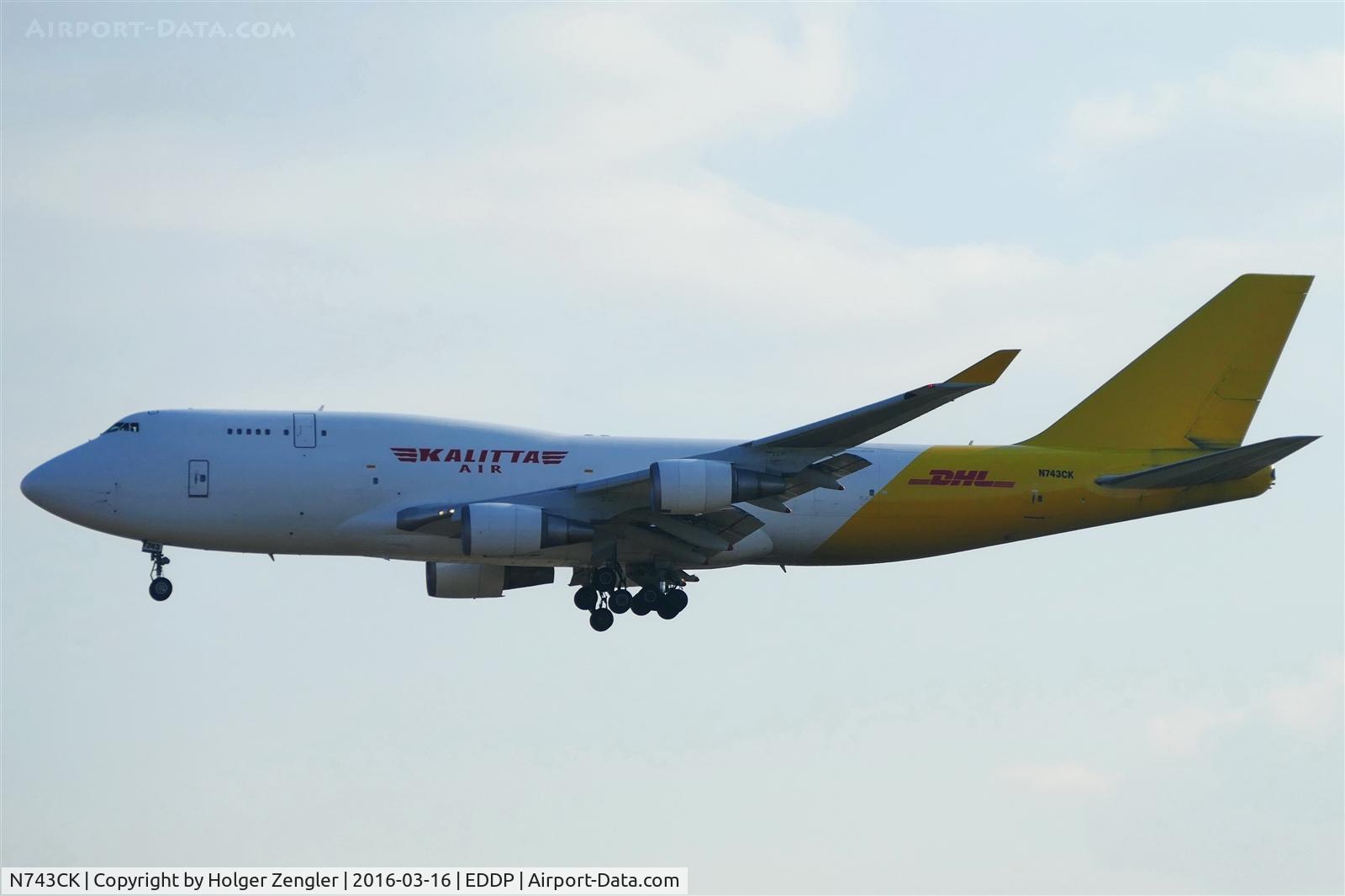 N743CK, 1993 Boeing 747-446 C/N 26350, On final for rwy 08R....