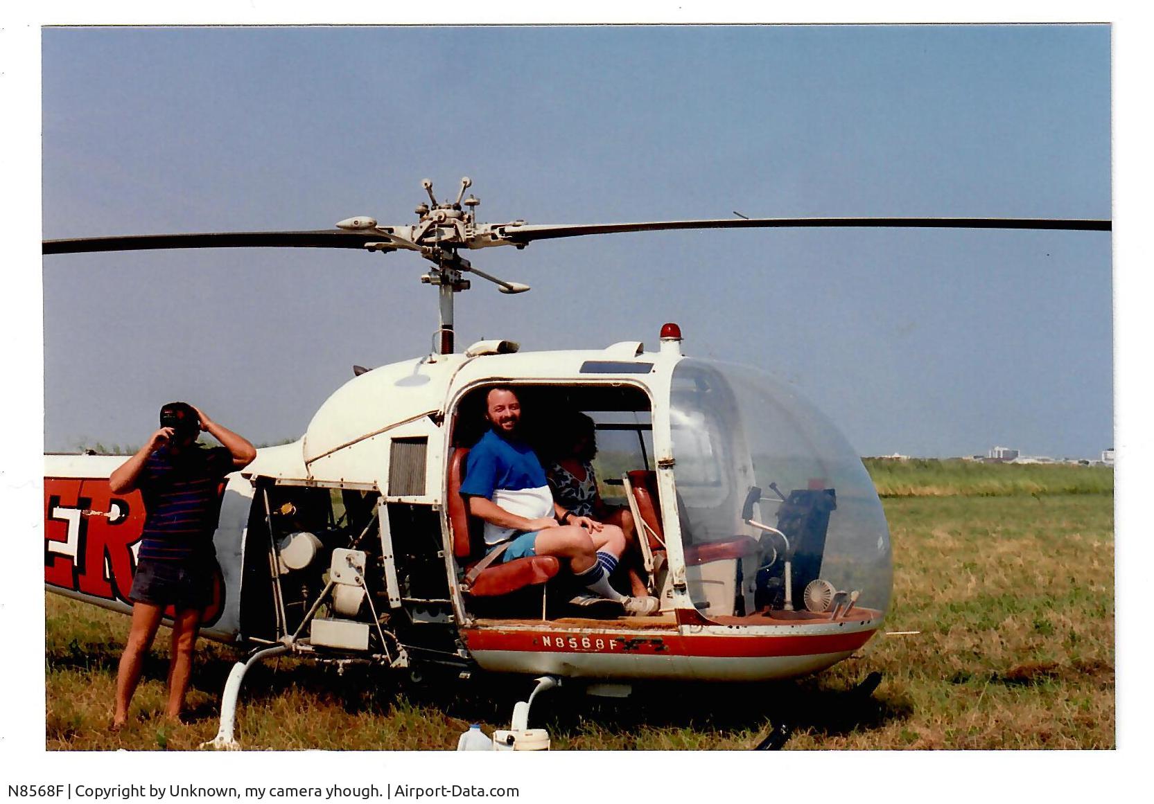 N8568F, 1966 Bell 47J-2A Ranger C/N 3715, Taken in 1988 in Ocean City, MD