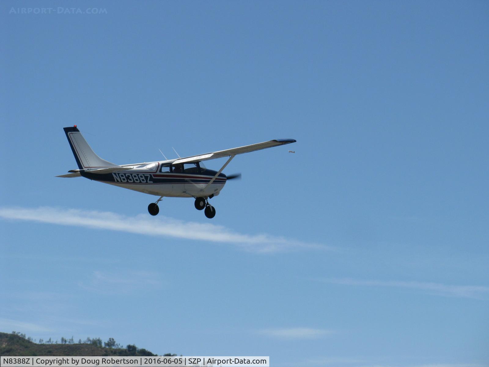 N8388Z, 1963 Cessna 210-5 C/N 205-0388, 1963 Cessna 210-5(205) UTILINE (fixed gear version of 210C), Continental IO-470-E 260 Hp, takeoff climb Rwy 22