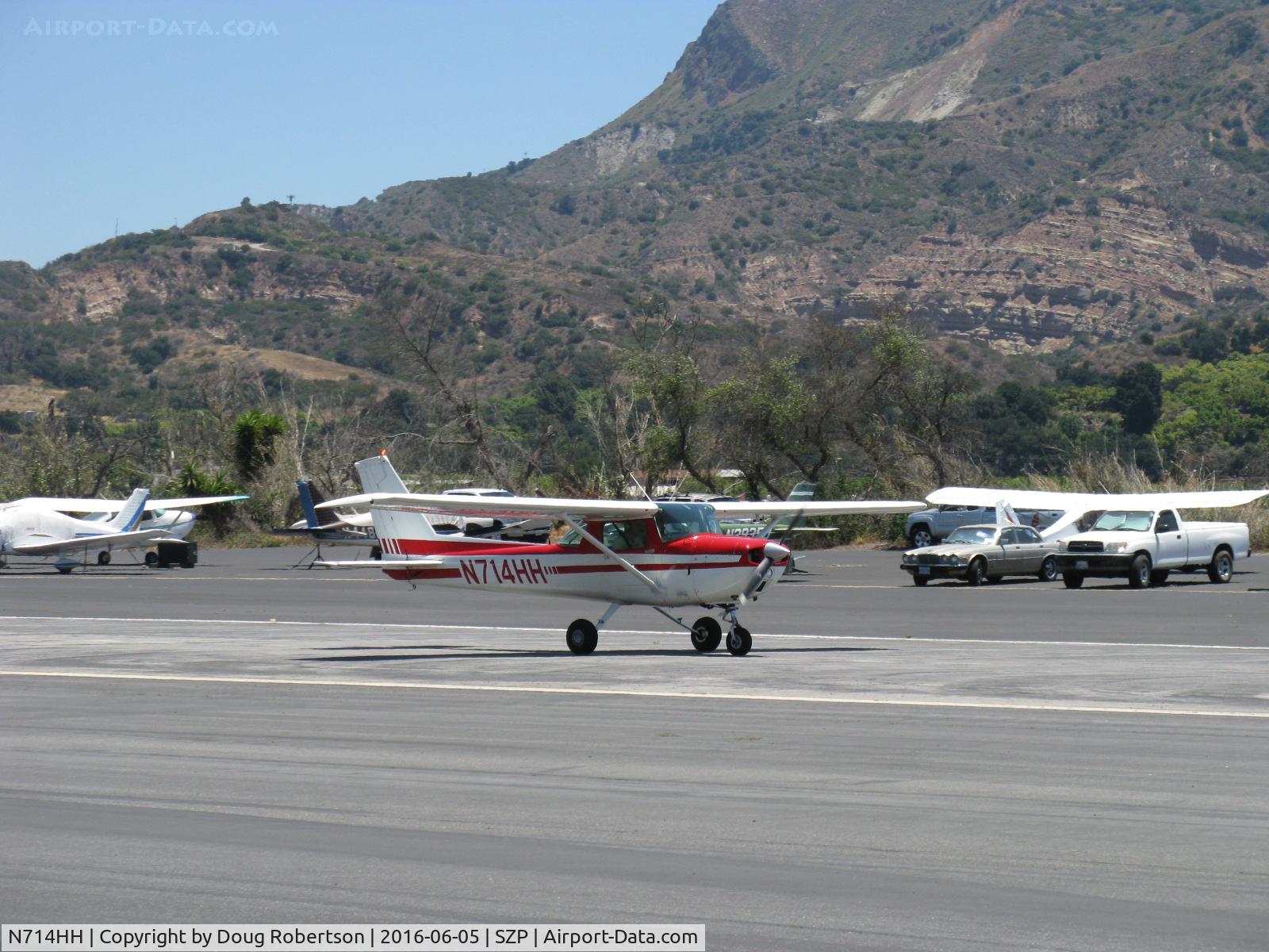 N714HH, 1977 Cessna 150M C/N 15079185, 1977 Cessna 150, Continental O-200 100 Hp, landing roll Rwy 22