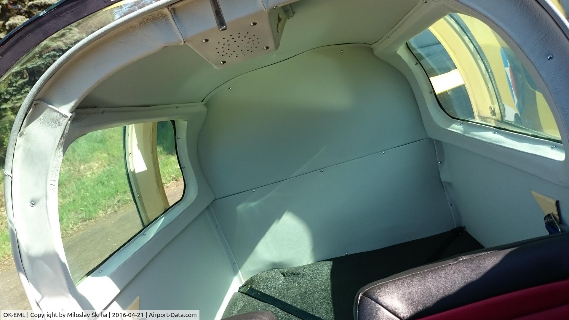 OK-EML, American AA-1 Yankee C/N AA1-0327, Interior