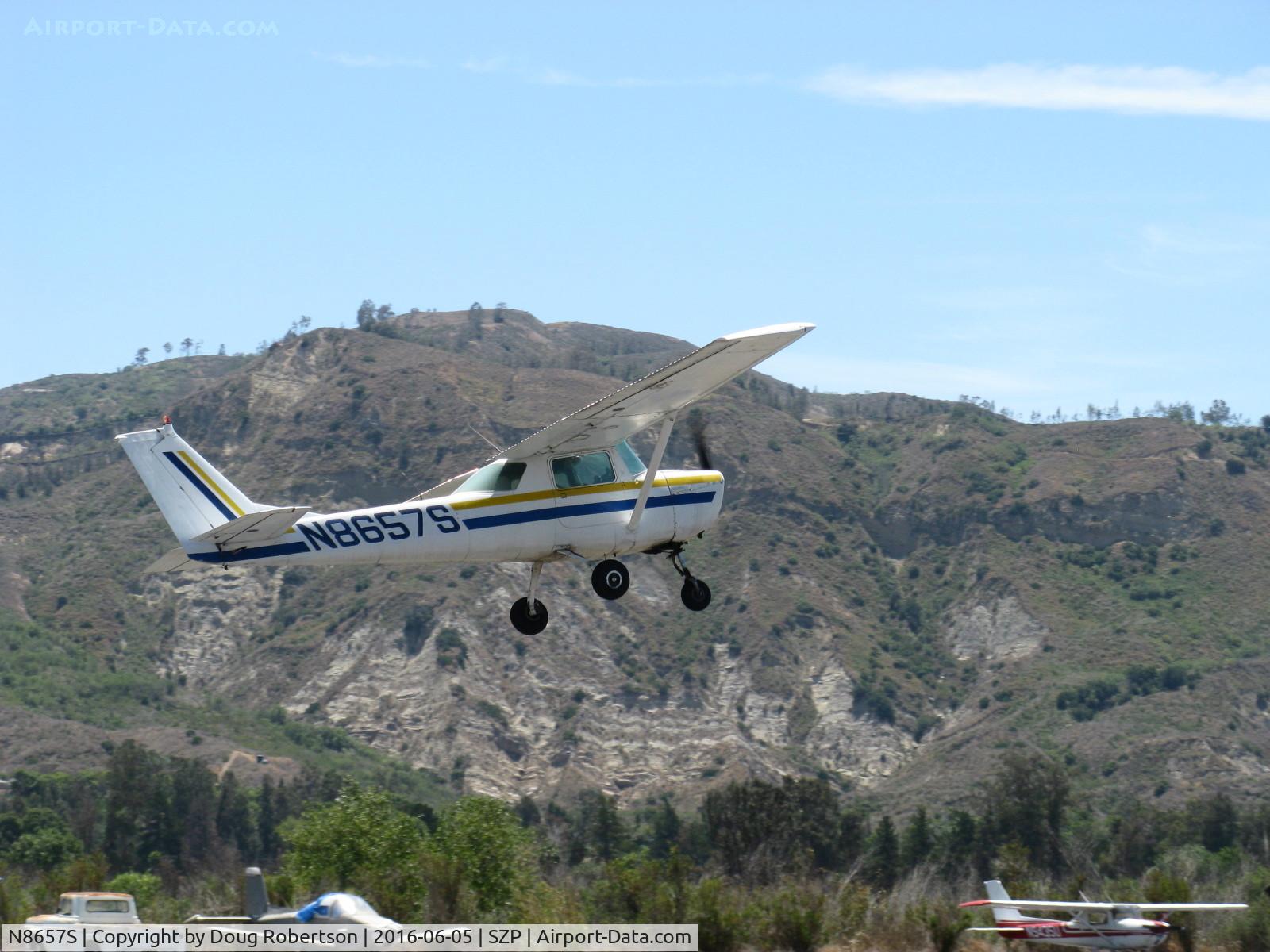 N8657S, 1965 Cessna 150F C/N 15061957, 1965 Cessna 150F, Continental O-200 100 Hp, takeoff climb Rwy 22