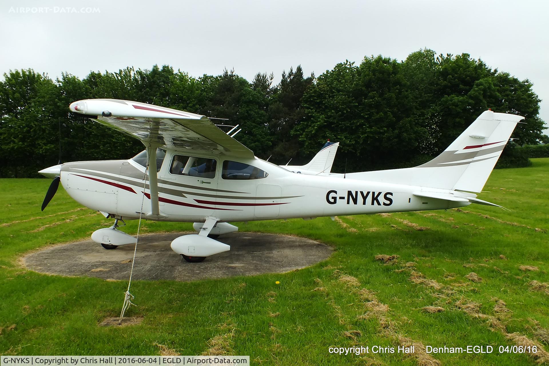 G-NYKS, 2005 Cessna 182T Skylane Skylane C/N 182-81607, at Denham