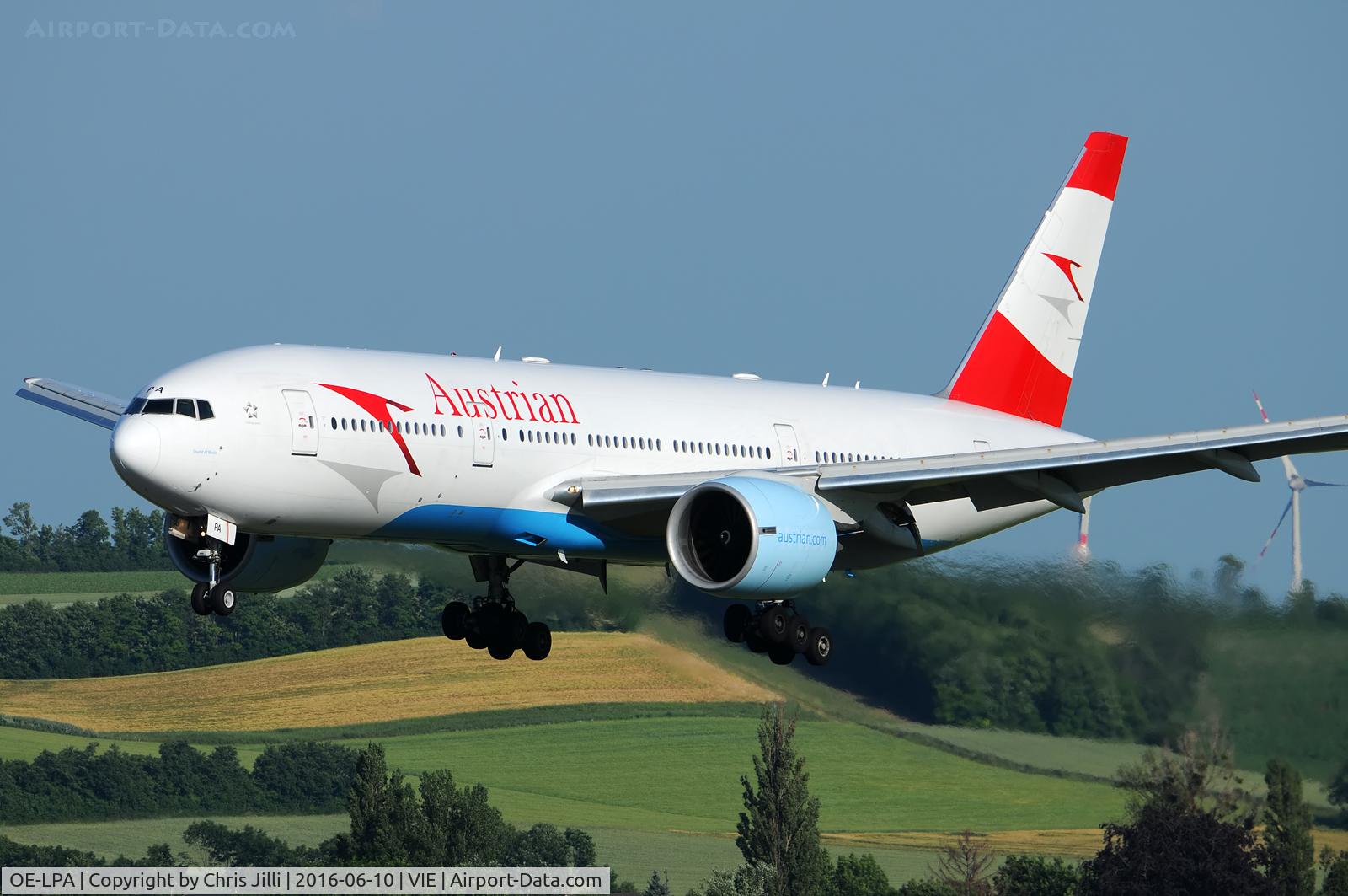OE-LPA, 1997 Boeing 777-2Z9/ER C/N 28698, Austrian Airlines