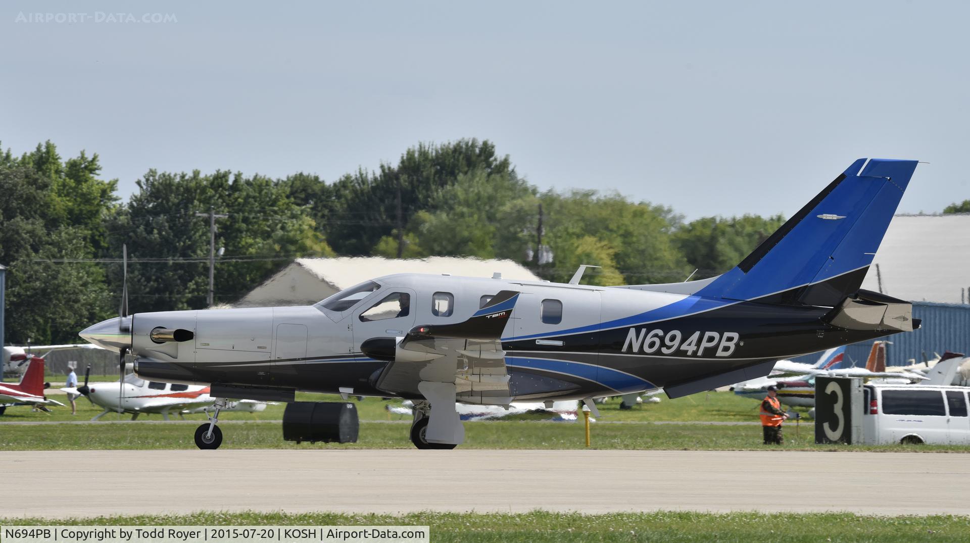 N694PB, 2014 Socata TBM-700 C/N 1043, Airventure 2015