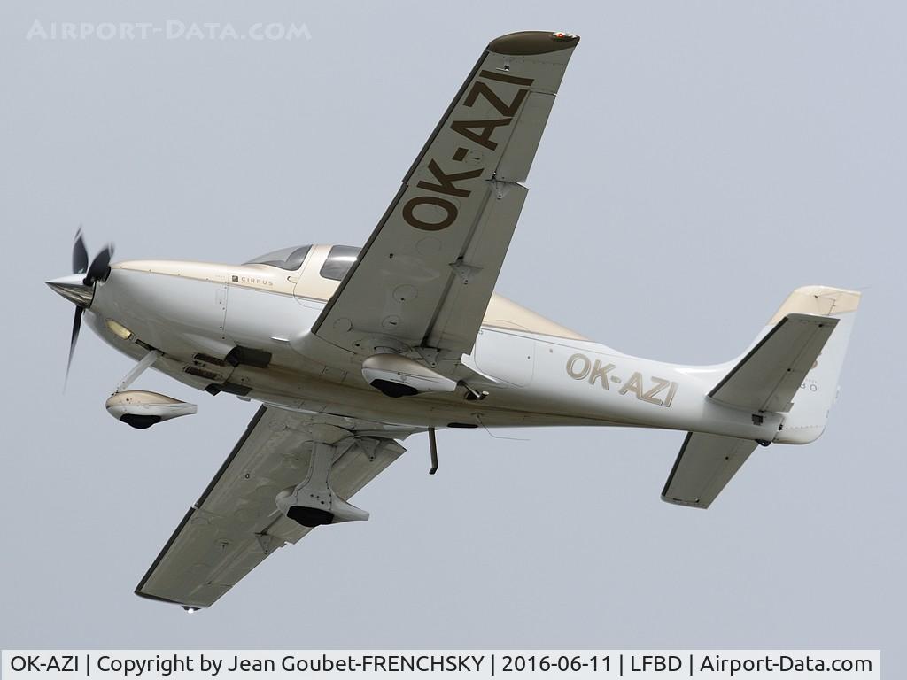 OK-AZI, Cirrus SR22 G3 X Turbo C/N 3367, landing runway 23 for Eurofoot 2016 Pays de Galles - Slovaquie