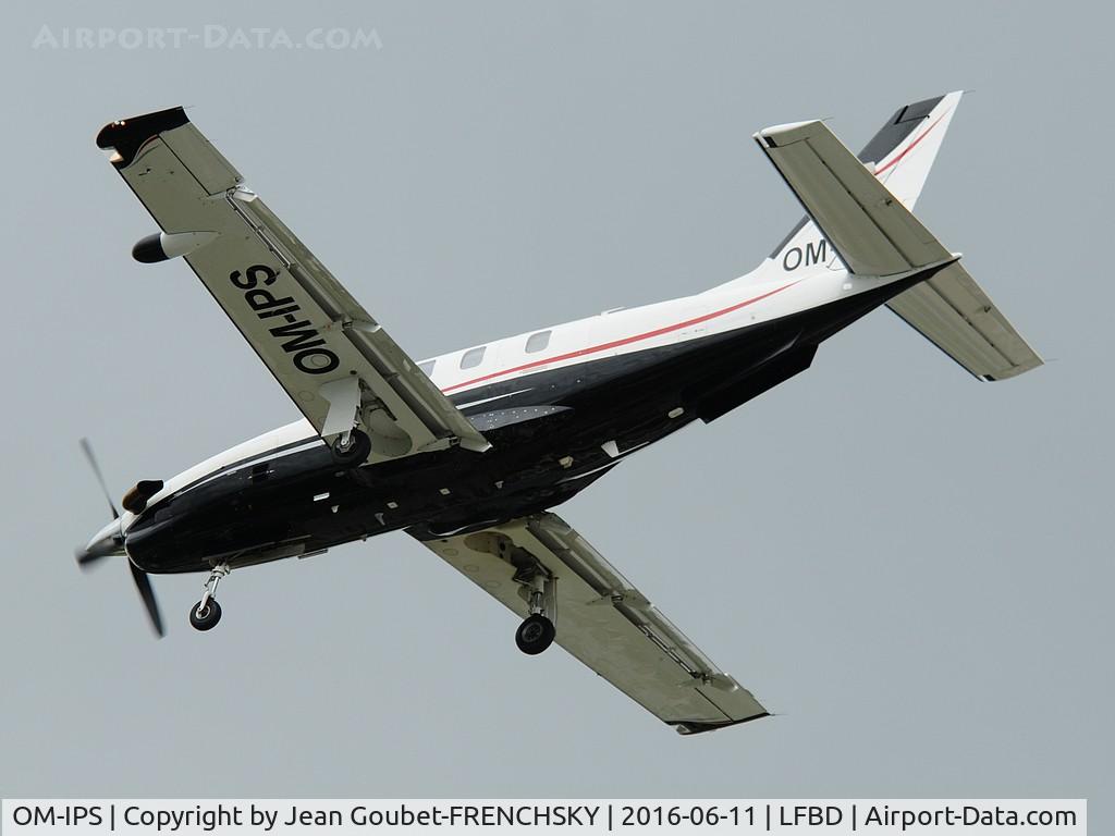 OM-IPS, 2005 Socata TBM-700 C/N 326, landing runway 23 for Eurofoot 2016 Pays de Galles - Slovaquie