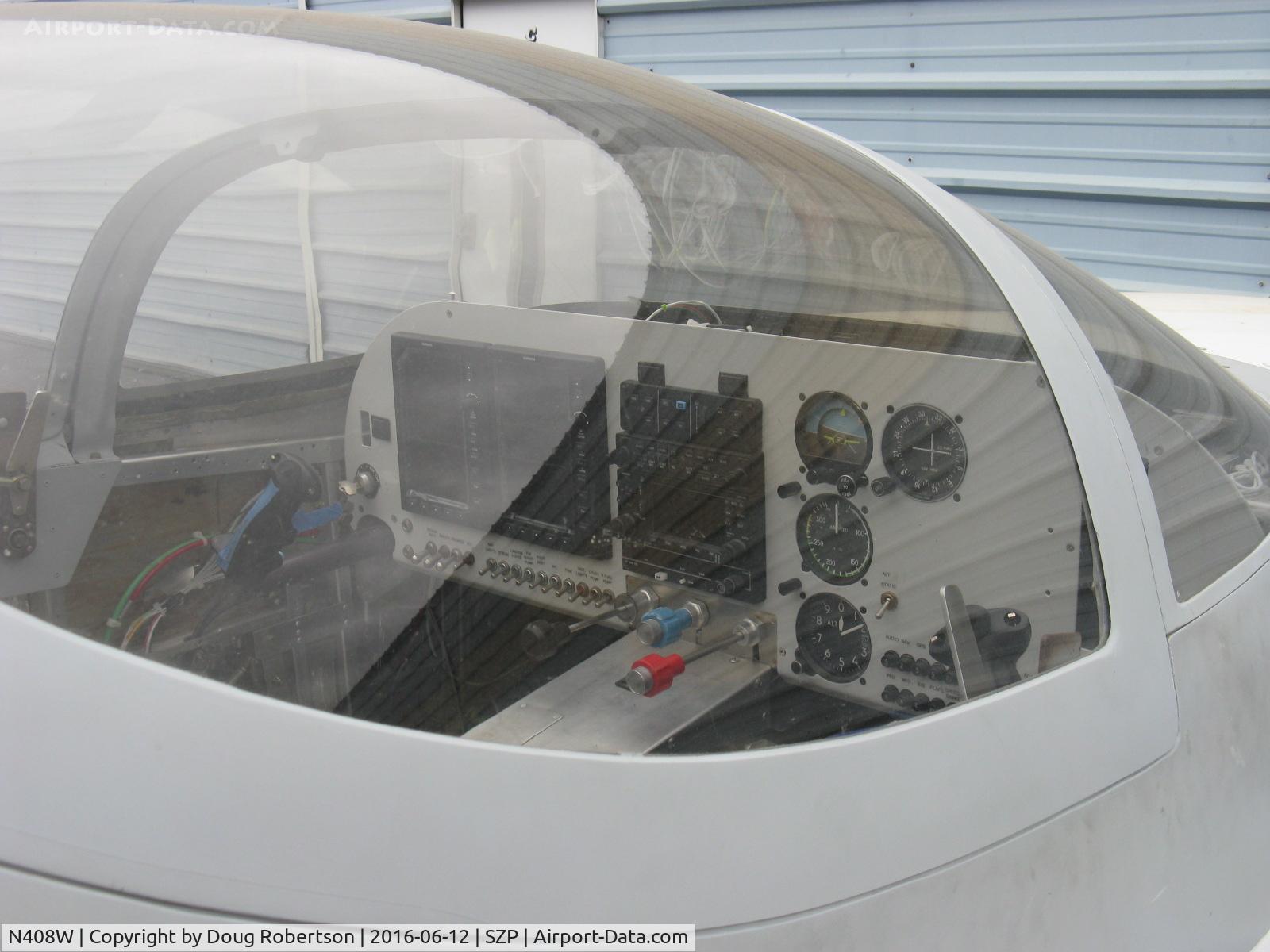 N408W, Questair Venture C/N 001, Fish SKIPSPECIAL Questair VENTURE, panel