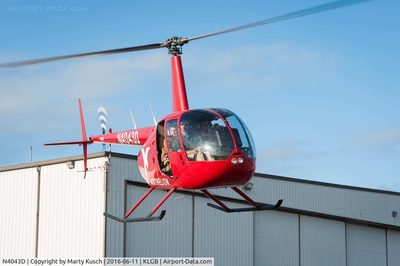 N4043D, Robinson R44 C/N 0814, Departing for scenic flight.